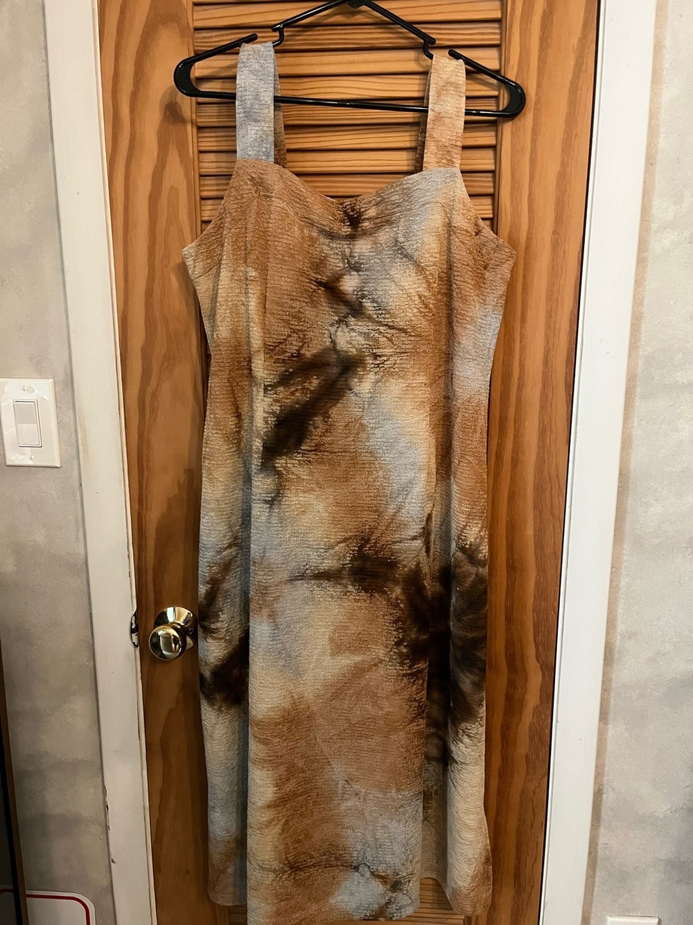 Attitudes by Renee Brown and Cream Tie-Dye Midi Dress